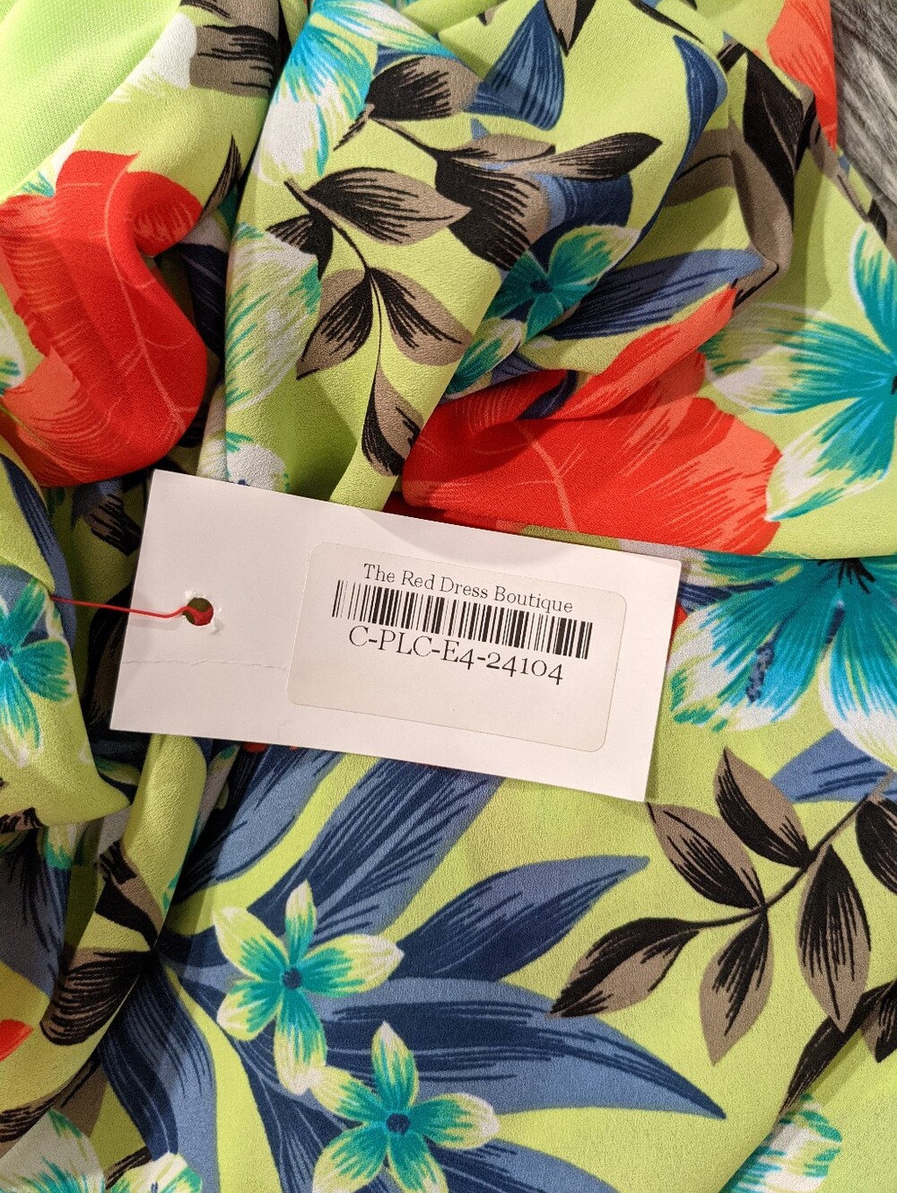 NWT The Red Dress Boutique Floral Shift Dress - Picture 6 of 9
